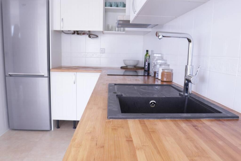 Costa Brava Apartment With Stunning Sea View Льянсса Экстерьер фото